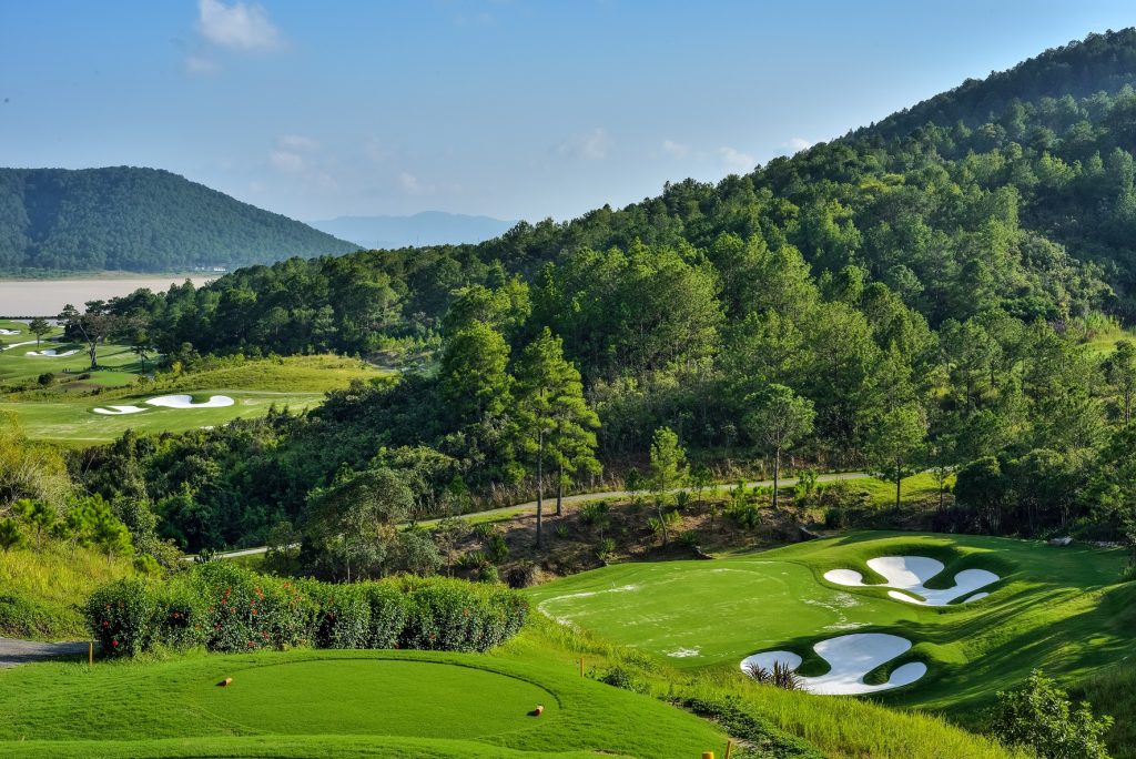 ĐÀ NẴNG – Golf & Sea Getaway