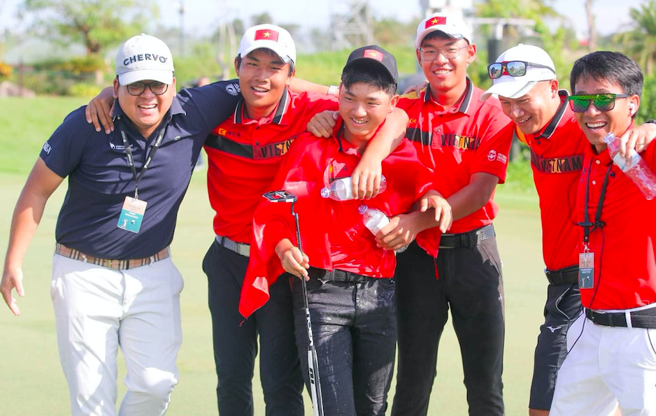 Golf DataHub 2024–2025: Chân Dung Golfer Việt Nam, Hành Vi Tiêu Dùng Và Xu Hướng Công Nghệ