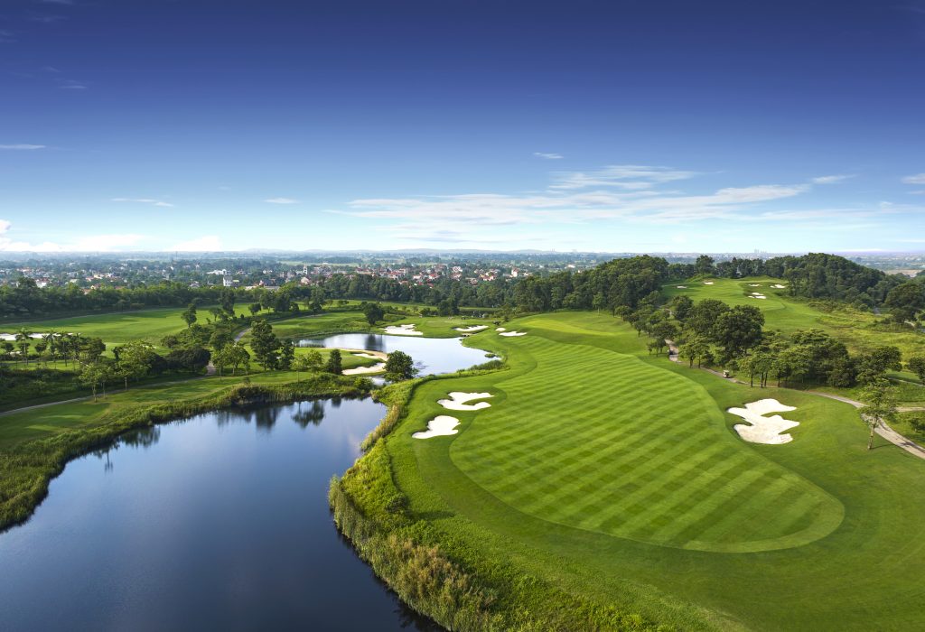 Sky Lake Resort & Golf Club