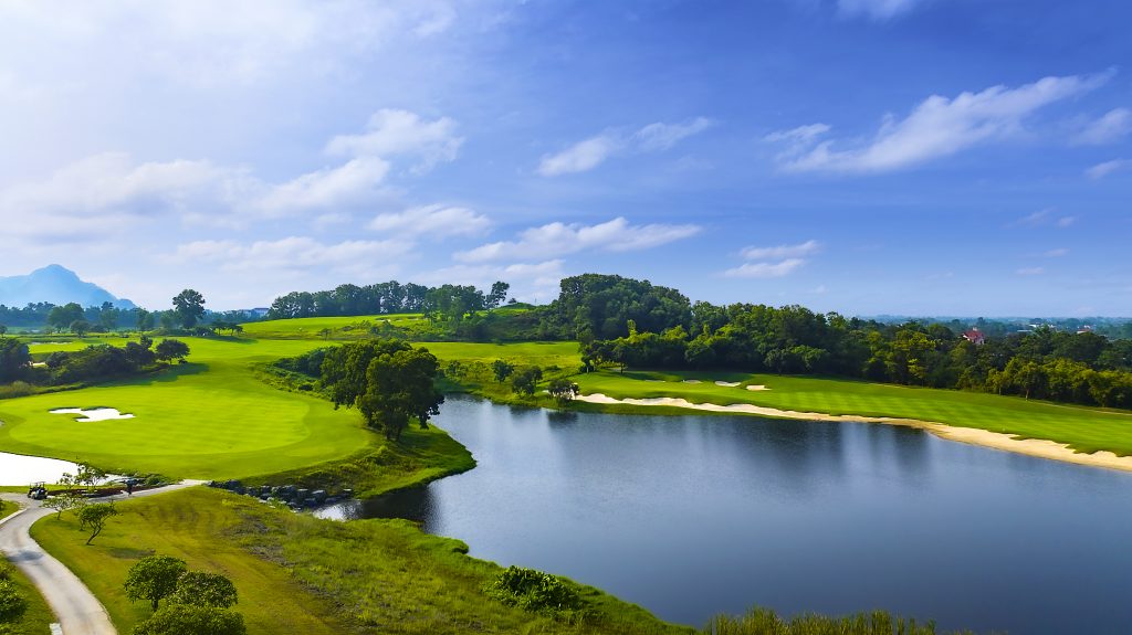 Sky Lake Resort & Golf Club