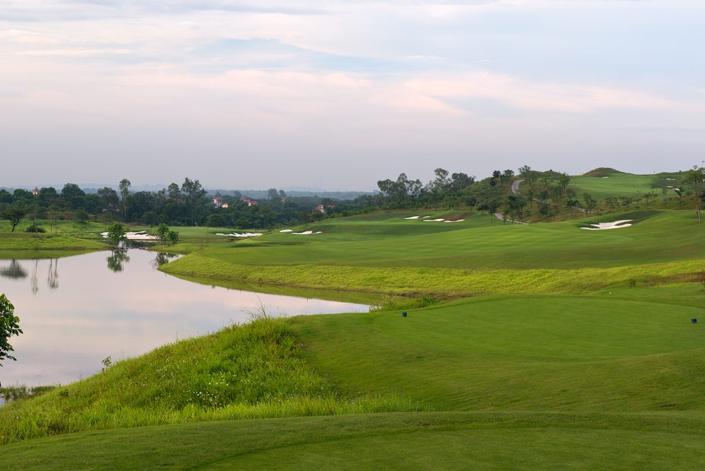 Sky Lake Resort & Golf Club