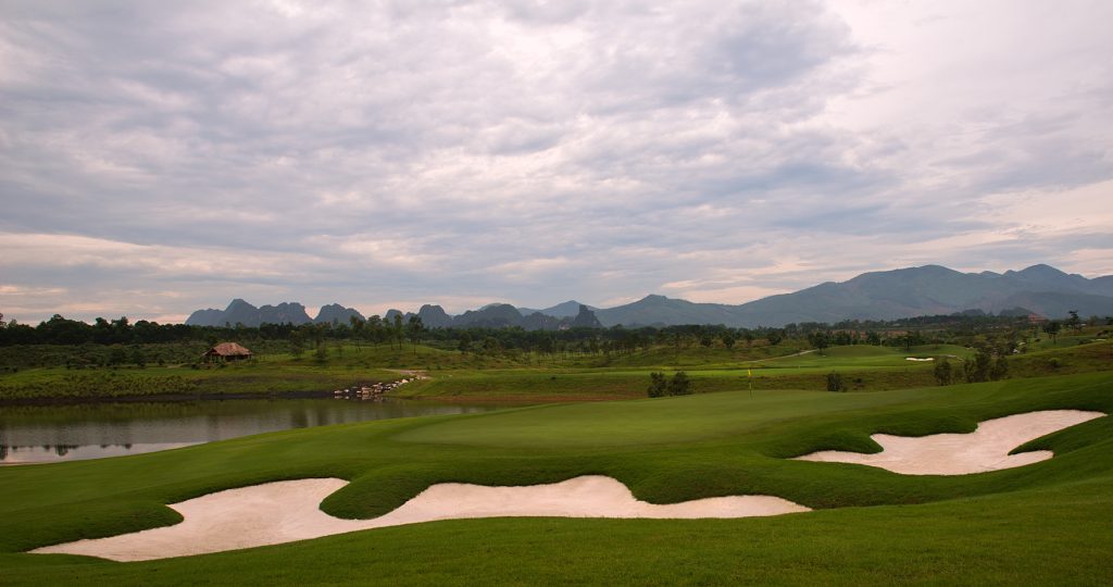 Sky Lake Resort & Golf Club