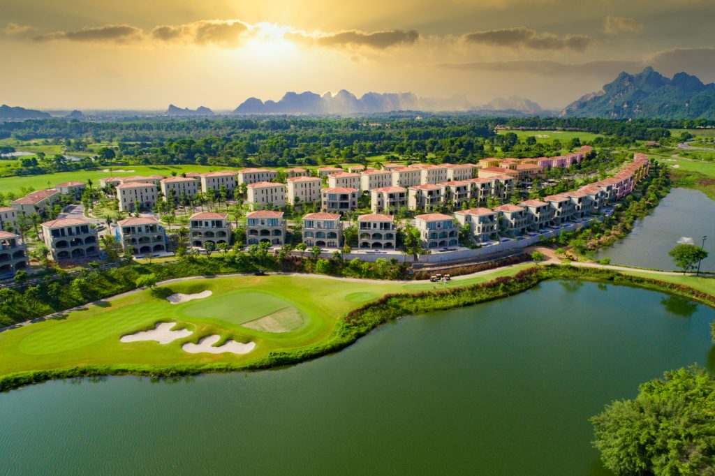 Sky Lake Resort & Golf Club