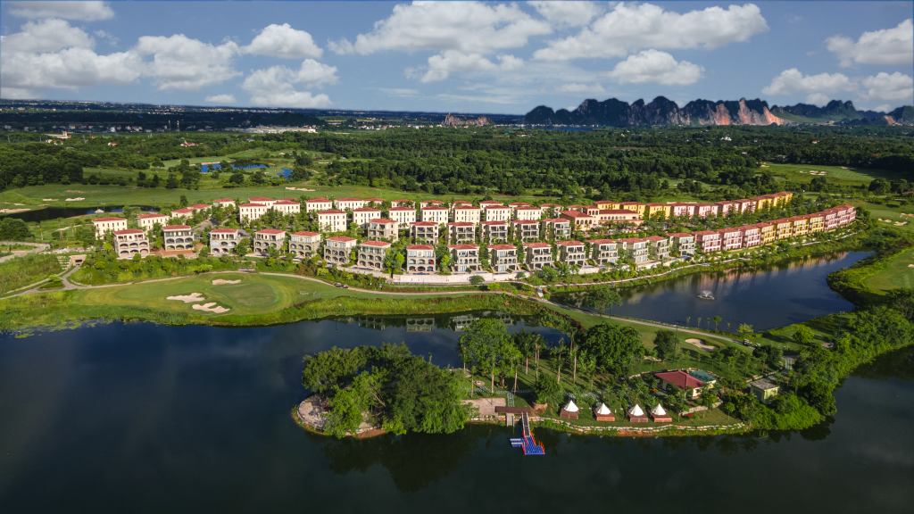 Sky Lake Resort & Golf Club