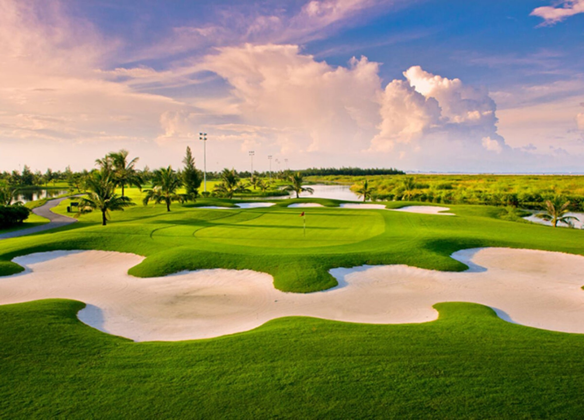 Đẹp thôi chưa đủ: Golf in Vietnam cần câu chuyện định vị để nổi bật toàn cầu. (Nguồn ảnh: Trang tin Vietnam Golf Magazine)