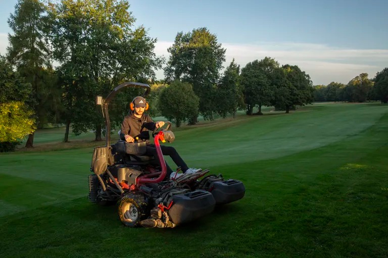 Phần mềm quản lý tổng thể đang thay đổi cách vận hành sân golf – chính xác, hiệu quả và tiết kiệm chi phí nhân lực. (Nguồn ảnh: Trang tin Vietnam Golf Magazine)