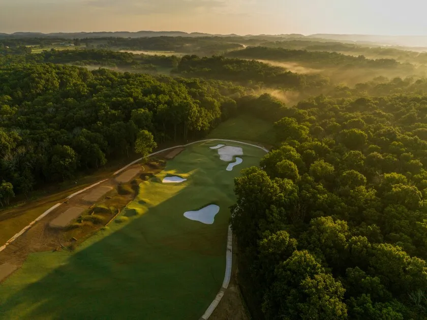 Sân Firefly (Mỹ) cho thấy xu hướng mới: kết hợp golf, du lịch và thiên nhiên, biến mỗi vòng chơi thành hành trình trải nghiệm. (Nguồn ảnh: Trang tin The First Call)
