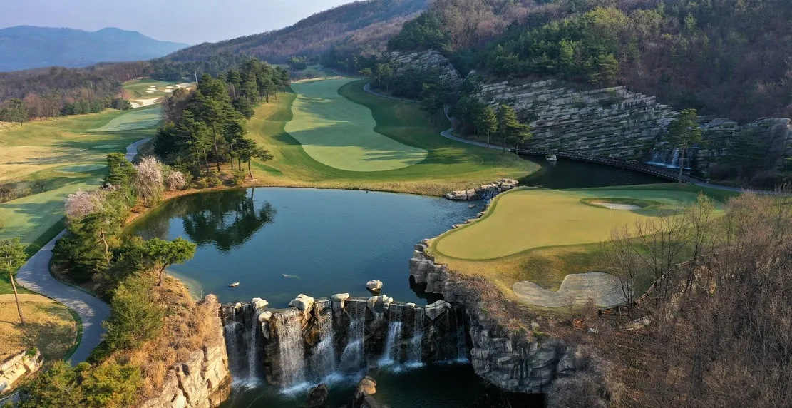 Không dựa vào may mắn, Hàn Quốc xây dựng nền golf bằng hệ thống đào tạo chuẩn mực, nơi dữ liệu và khoa học vận động dẫn dắt sự phát triển golfer. (Nguồn ảnh: Trang tin YNA)