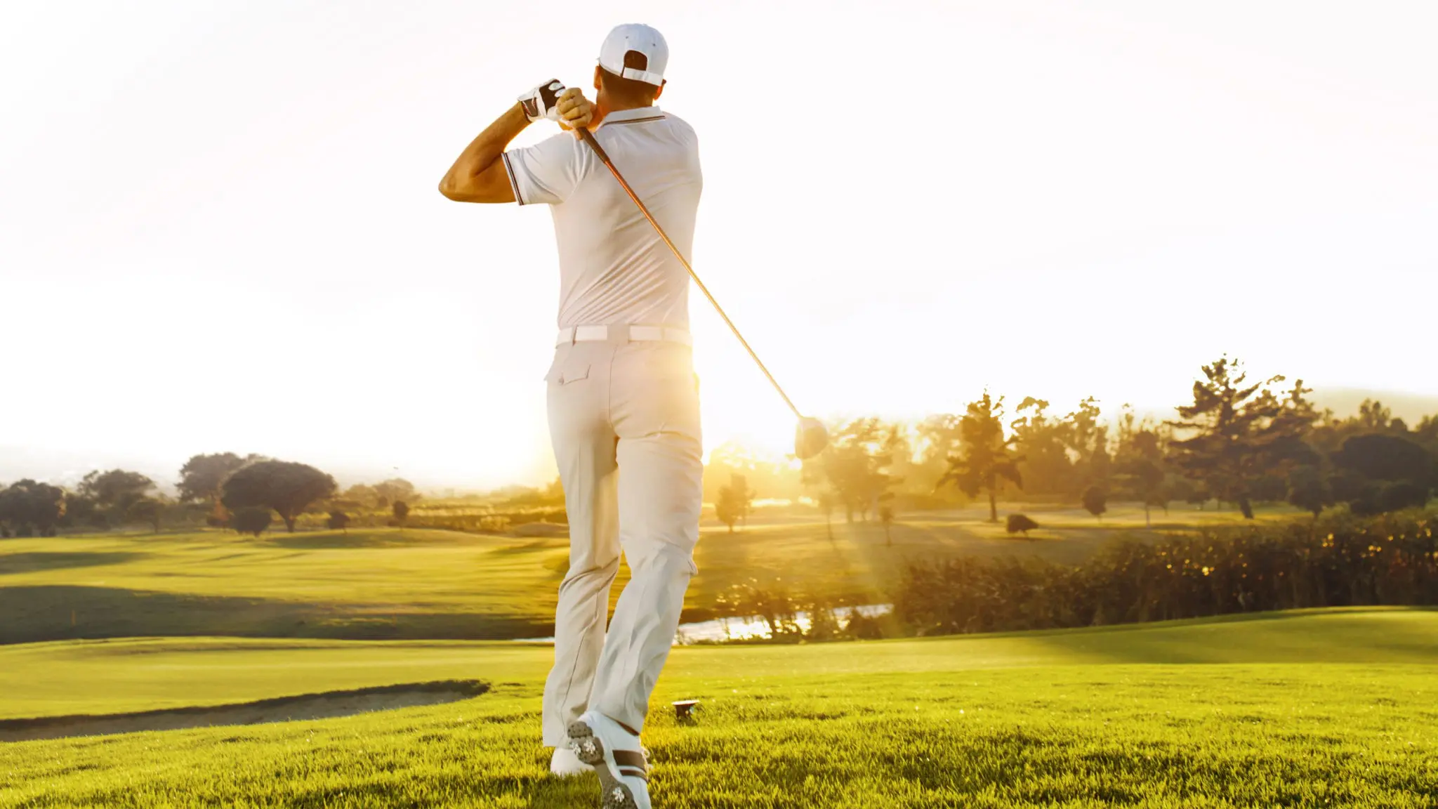 Tư Duy Lãnh Đạo Trên Sân Golf – Học Golf Giúp Phát Triển Sự Tự Tin và Tư Duy Chiến Lược