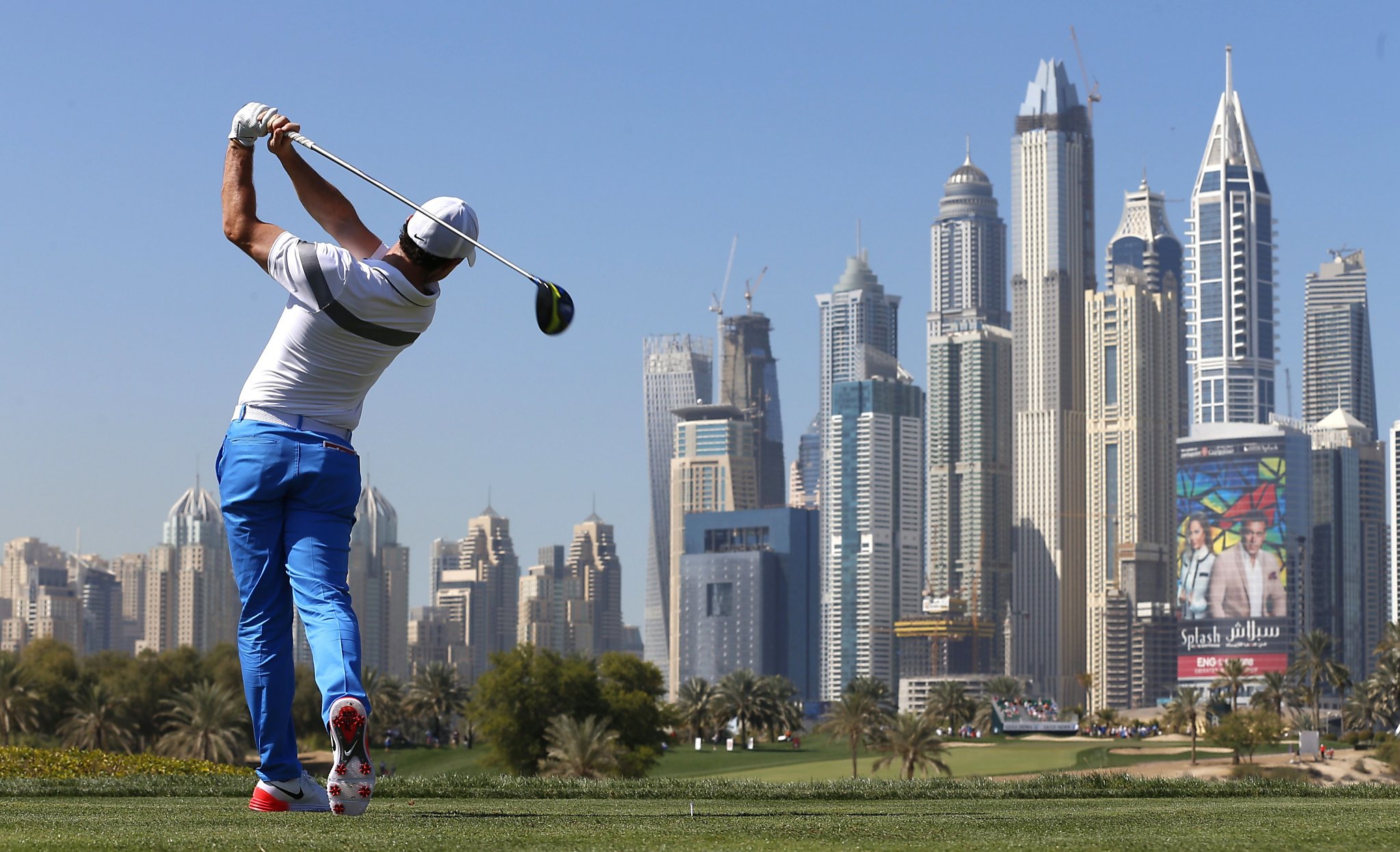 Golfer giỏi tập trung vào những gì có thể kiểm soát, buông bỏ yếu tố ngoại cảnh và sống trọn vẹn với cú đánh hiện tại, là nền tảng cho một sức mạnh tâm lý khi chơi golf vũng vàng và hiệu quả nhất . (Nguồn ảnh: Trang tin San Francisco Chronicle)