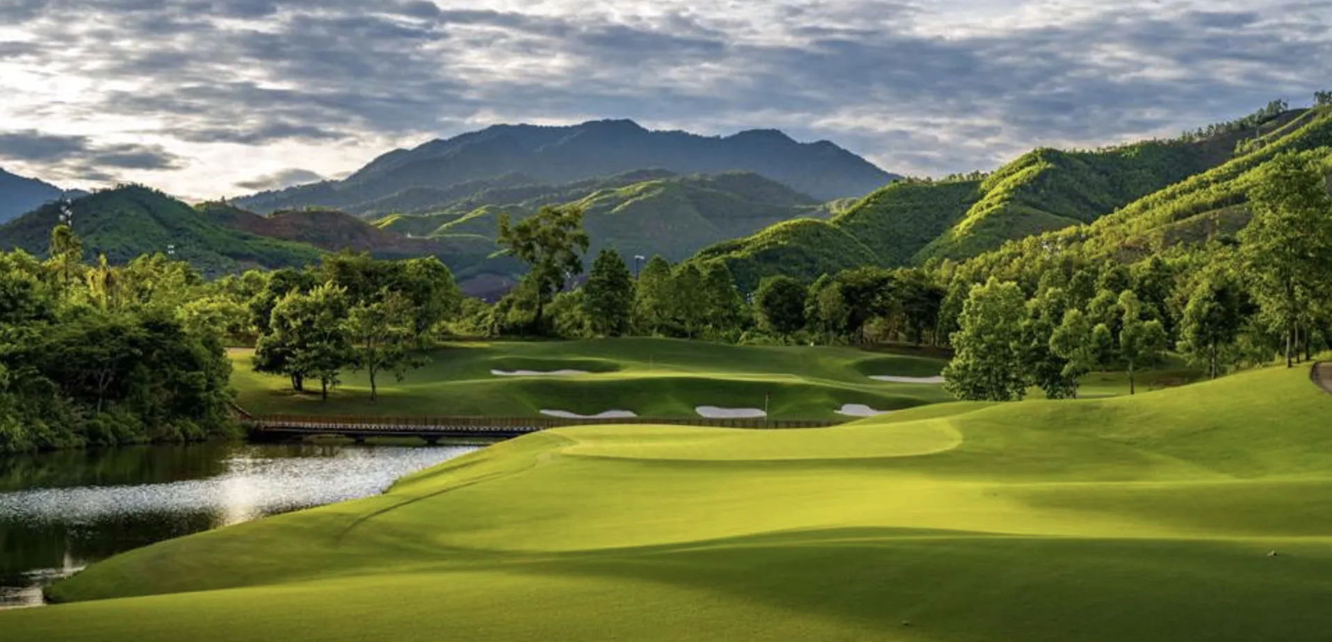 Sự hội tụ các huyền thoại thiết kế, công nghệ golf số và di sản văn hóa đưa Vietnam Golf Coast bước vào cột mốc landmark năm 2026. (Nguồn ảnh: Trang tin Golf Business News)