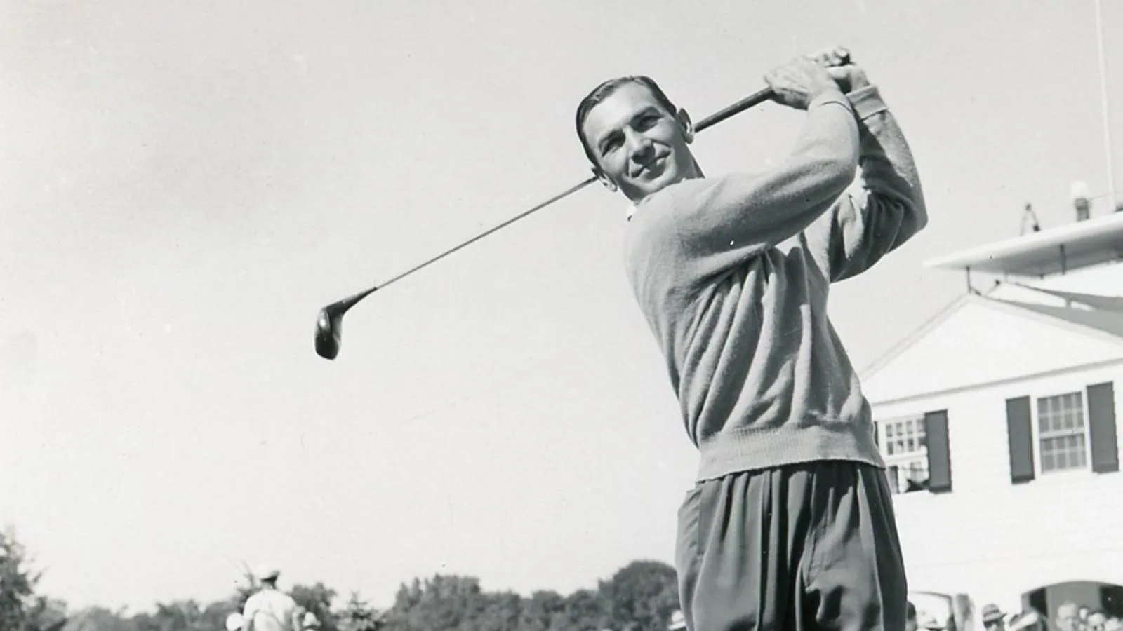 Triết lý của Ben Hogan nhấn mạnh rằng chiến thắng trong golf đến từ việc hạn chế sai lầm nghiêm trọng, không phải theo đuổi cú đánh hoàn hảo. (Nguồn ảnh: Trang tin Texas Golf Hall Of Fame)