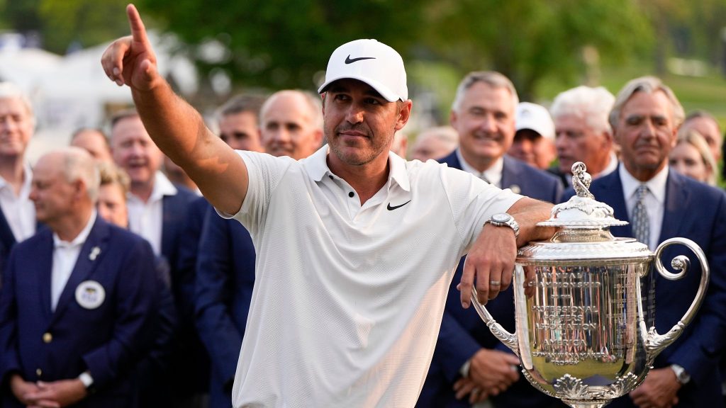 Tiêu Điểm Quốc Tế: Brooks Koepka Trở Lại PGA Tour Và Cái Bắt Tay “Ngầm” Của Châu Âu