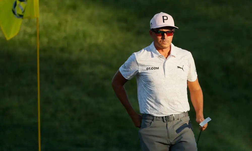Khi thương hiệu tài chính chọn Rickie Fowler, họ tìm kiếm hình ảnh tin cậy và phong thái sống, không chỉ một vận động viên. (Nguồn ảnh: Trang tin Vietnam Golf Magazine)