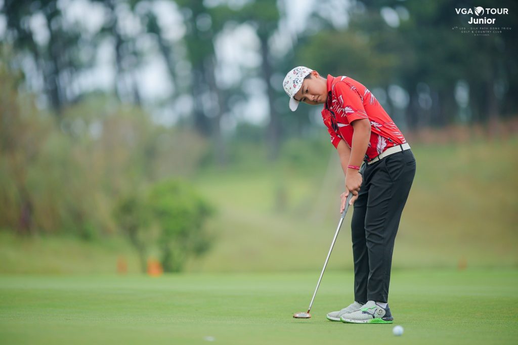 Hiệu Ứng “Vòng 2 Sụp Đổ”: Bài Học Từ Nguyễn Bảo Phát Và Áp Lực Tâm Lý Khi Dẫn Đầu Trong Golf Trẻ Việt Nam