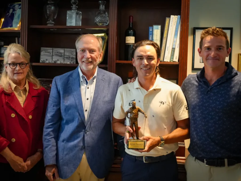 Arnie Award 2026 Vinh Danh Rickie Fowler: Khi “Integrity” Trở Thành Chuẩn Mực Quyền Lực Mềm Của Golf Hiện Đại