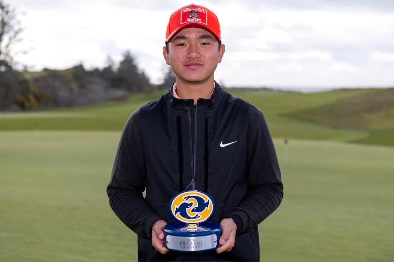 Xa quê hương nửa vòng trái đất, Nguyễn Anh Minh biến áp lực của người tiên phong thành vòng đấu 61 gậy lịch sử. (Nguồn ảnh: Trang tin VTV.vn)