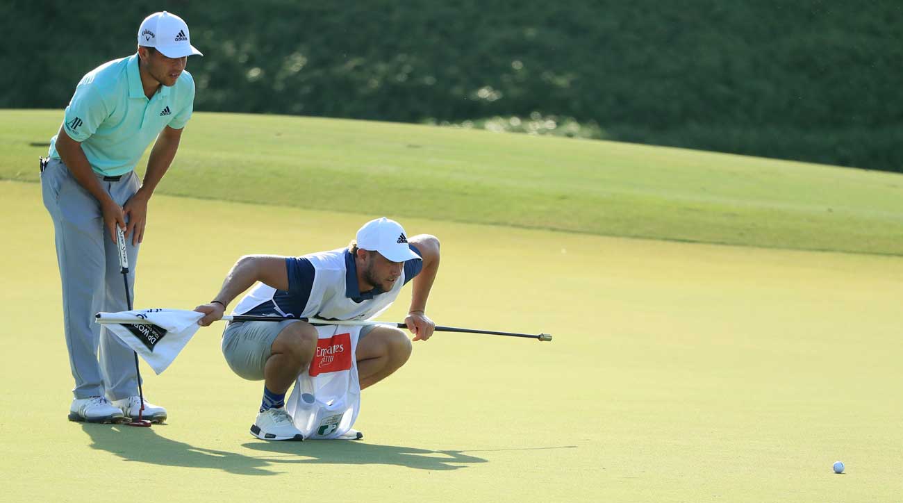 Đọc green không phải khoảnh khắc — mà là một hành trình quan sát, kiểm chứng và cảm nhận, nơi từng bước nhỏ tạo nên cú putt chính xác. (Nguồn ảnh: Trang tin Vietnam Golf Magazine)