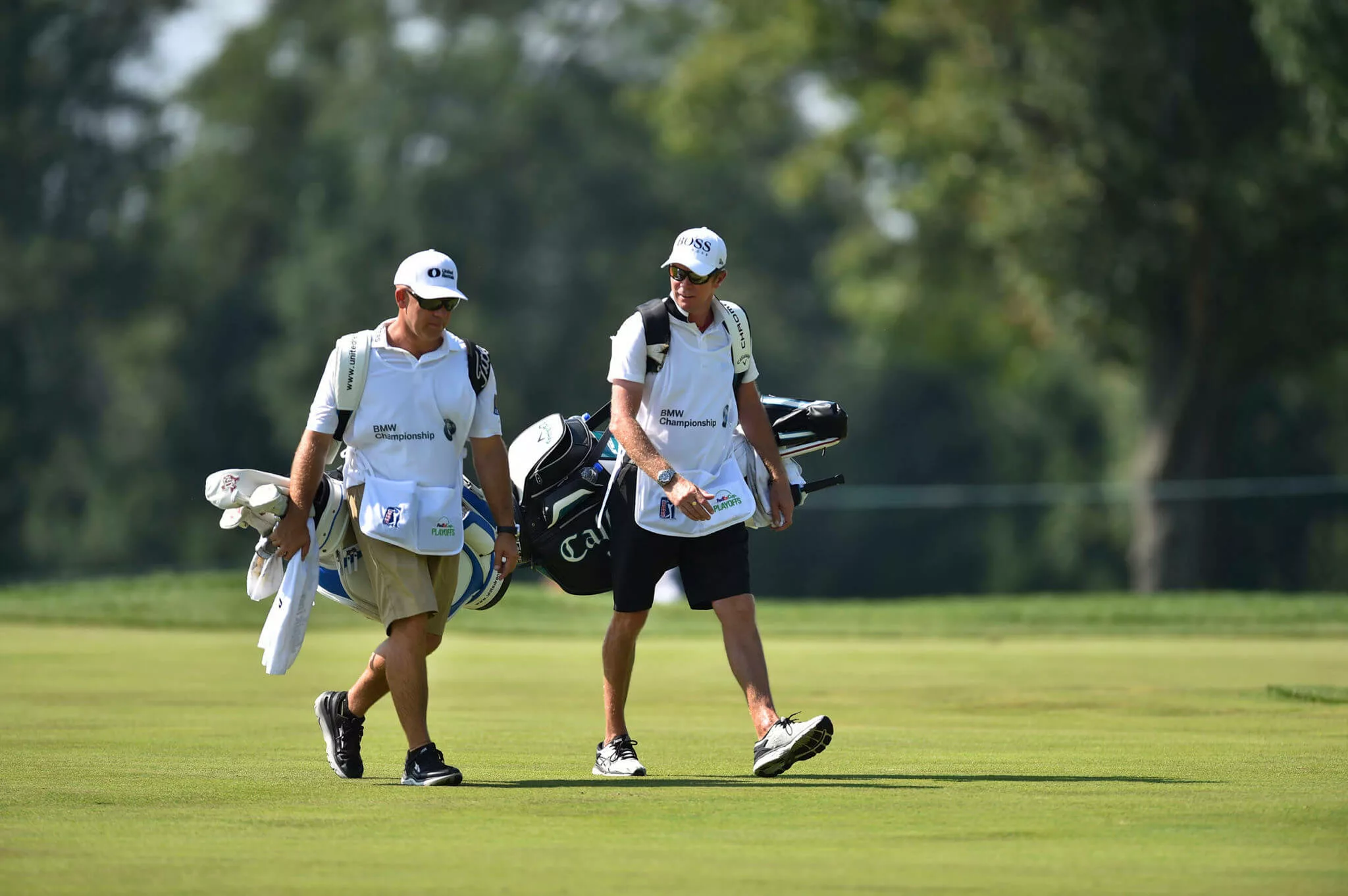 Nâng tầm caddie thành “đại sứ bán hàng”, tận dụng 1 kèm 1 để đọc vị khách, tăng trải nghiệm và tối ưu doanh thu F&B trên sân golf. (Nguồn ảnh: Trang tin Vietnam Golf Magazine)