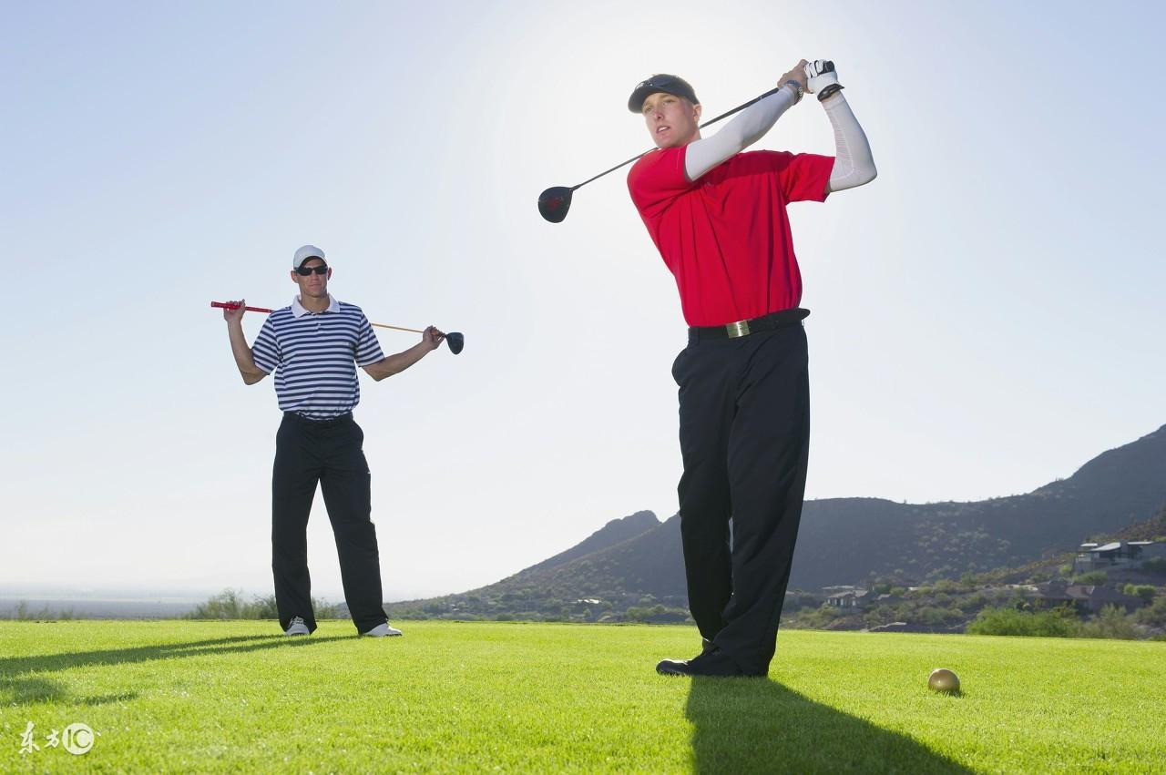 Ready Golf giúp tăng tốc độ chơi hiệu quả khi golfer sẵn sàng đánh trước, miễn đảm bảo an toàn và không làm ảnh hưởng người khác. (Nguồn ảnh: Trang tin Golf Digest)
