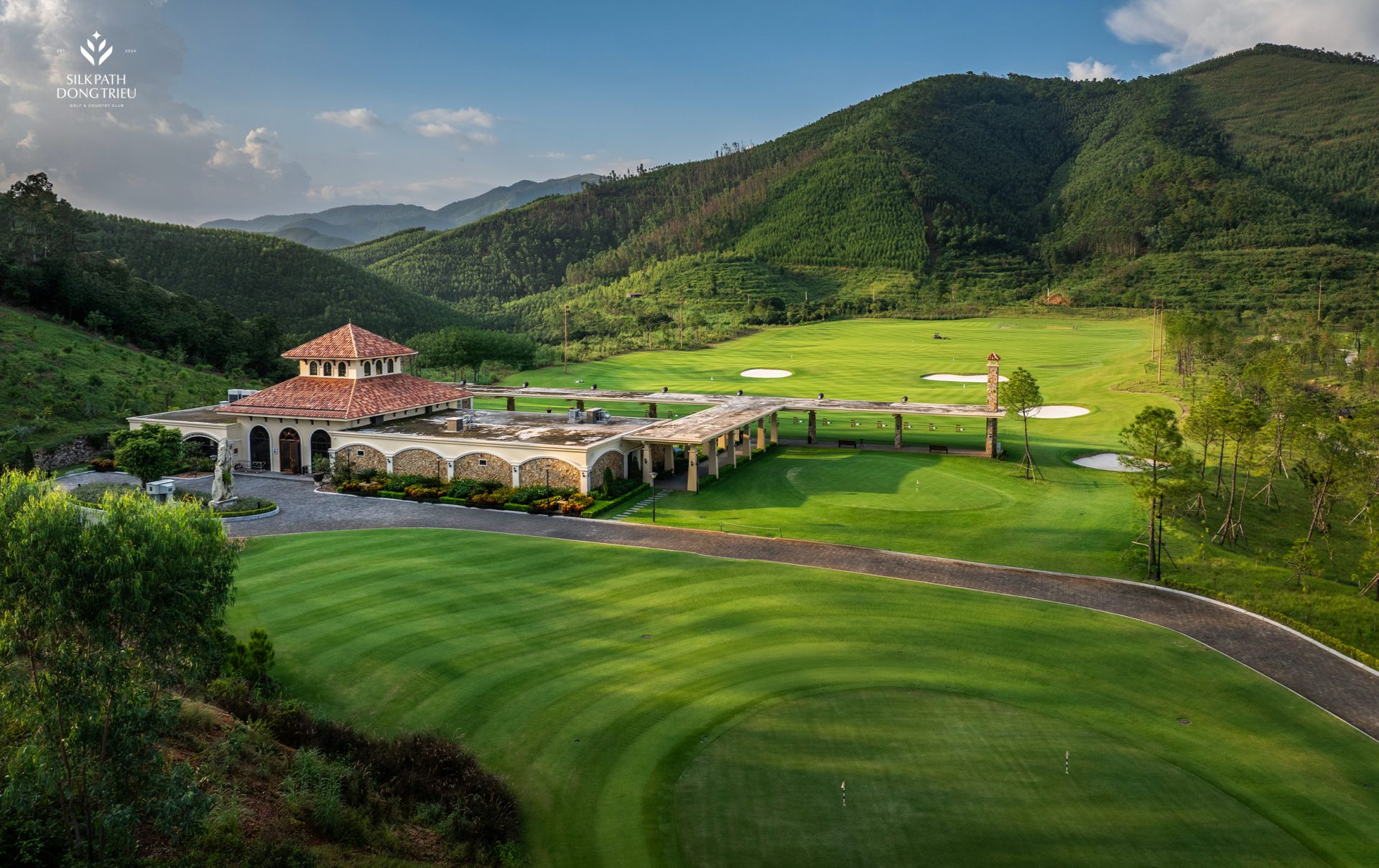 chuẩn bị trước giải golf
