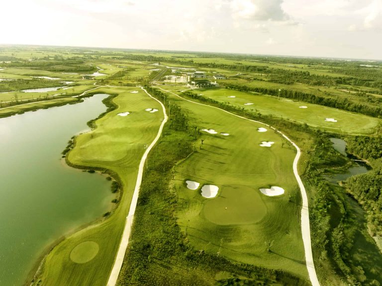 West Lakes Golf & Villas