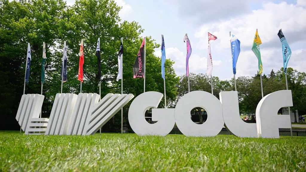 LIV Golf Đối Mặt Nguy Cơ Cắt Giảm Nhân Sự Khi Tương Lai Sau PIF Ngày Càng Bất Định