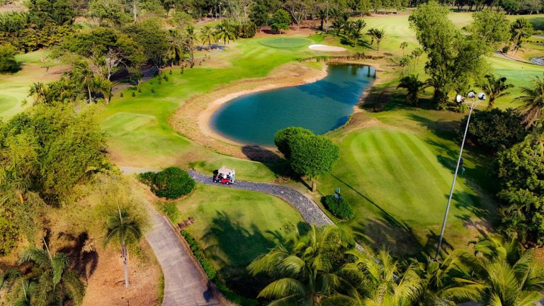 Sân Golf Sông Bé