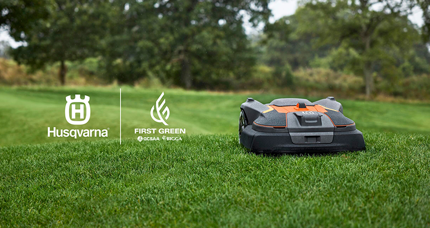 Toro Turf Pro 200 Mở Rộng Làn Sóng Robot Hóa Vận Hành Sân Golf