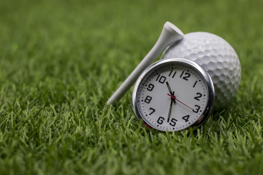 Tee time không phải một khoảng thời gian linh hoạt mà là giờ xuất phát cụ thể golfer cần tuân thủ khi chơi golf. (Nguồn ảnh: Trang tin Brio Golf)