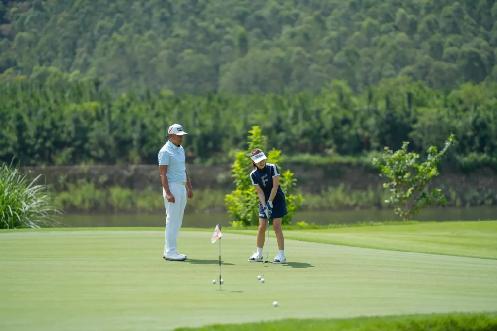 Golf Có Cần Đánh Xa Mãi? Rollback Bóng, Driver Và Tương Lai Thiết Bị Golf