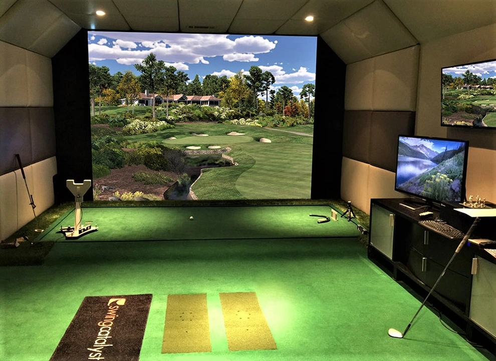 Indoor Golf Có Cần Mặt Bằng Lớn? Bài Toán Five Iron Studio